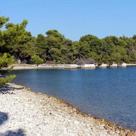 Apartments With Swimming Pool Pula - 7356