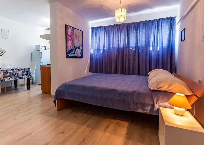 With Swimming Pool - 7356 풀라